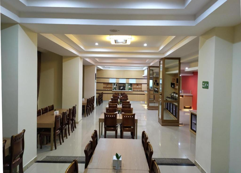 Rangkayobasa Hotel Padang Panjang Bukittinggi Luaran gambar